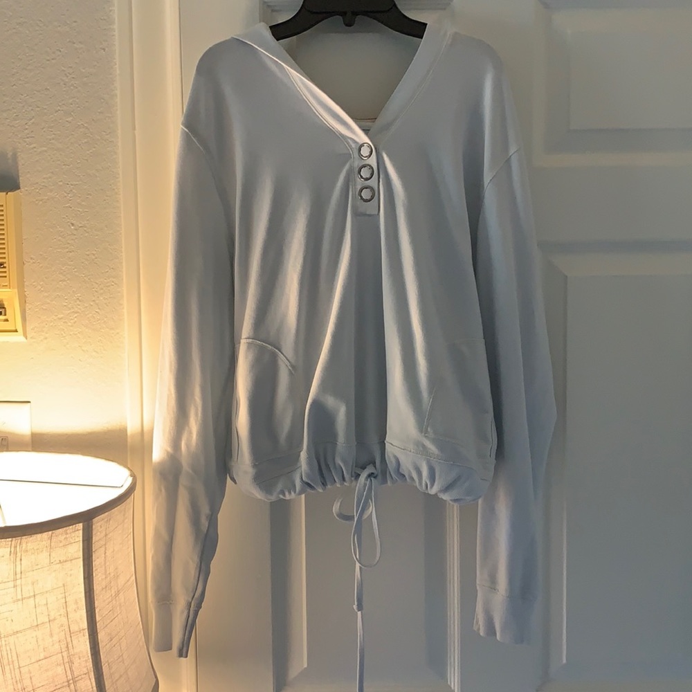 White comfy adjustable sweatshirt.